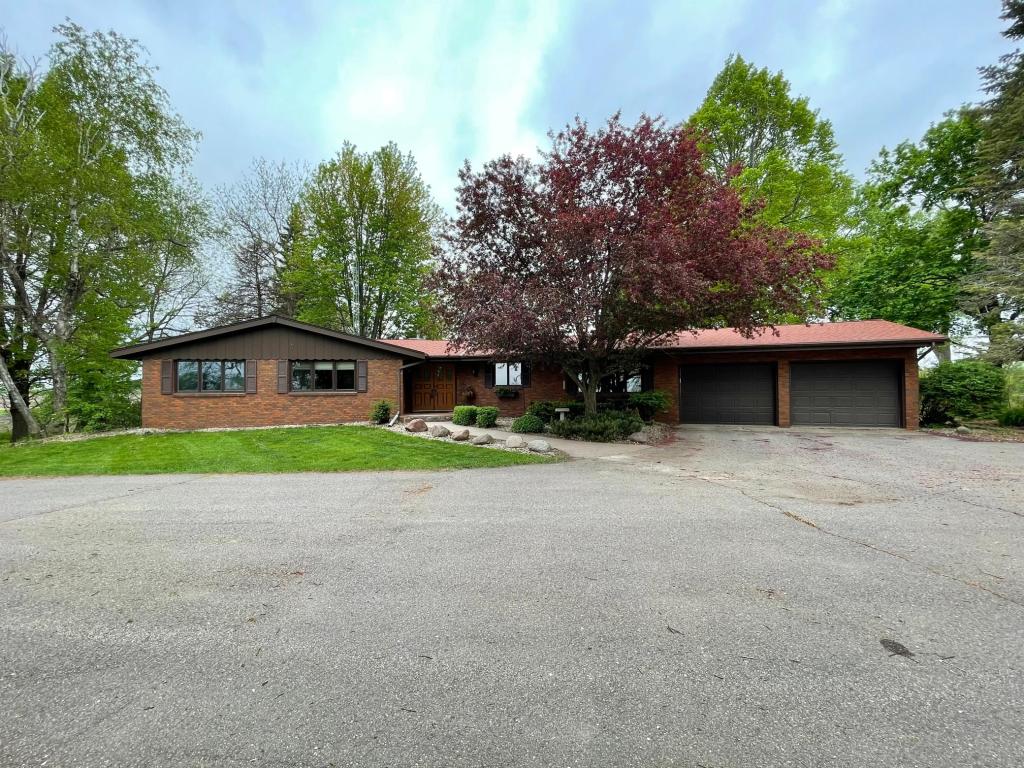 Reiner Real Estate All Listings